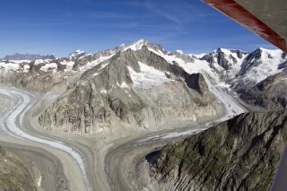 L'hélicoptère s'est écrasé dans la région du glacier d'Oberaletsch (archives). KEYSTONE/ALESSANDRO DELLA BELLA